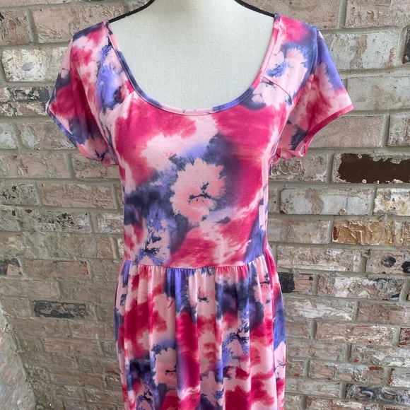 ASOS Club L Maxi Dress - Picture 8 of 9